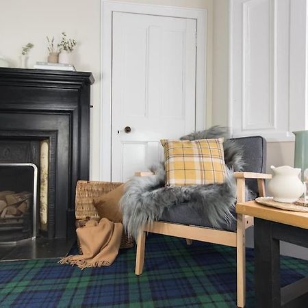 Rossmay House - 4 Bedroom Scottish Villa With Waterfront / Mountain Views Аррочар Экстерьер фото