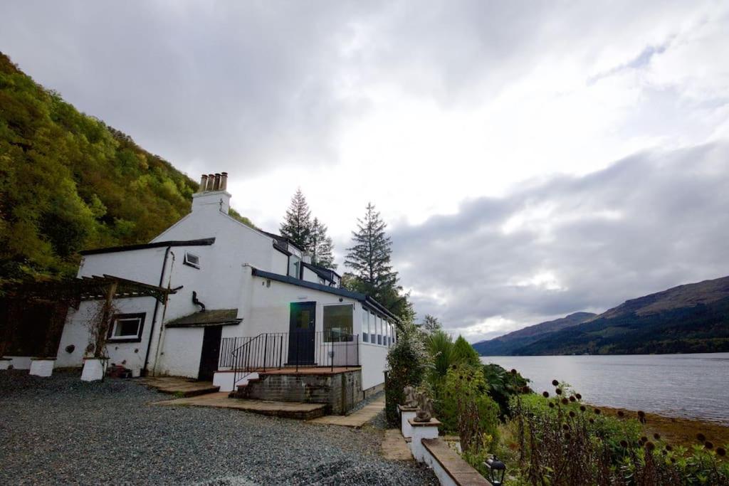 Rossmay House - 4 Bedroom Scottish Villa With Waterfront / Mountain Views Аррочар Экстерьер фото